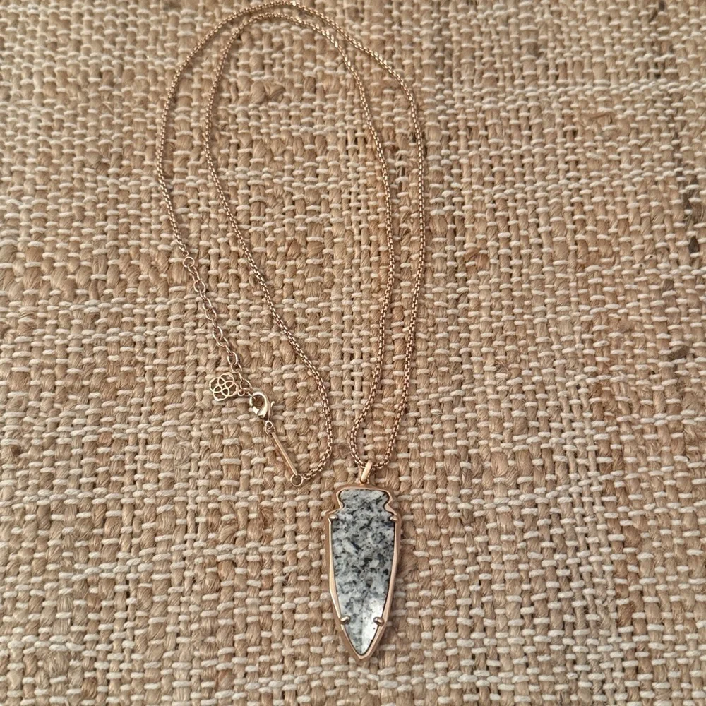 Kendra Scott Kimmy Necklace Gray Granite Pendant